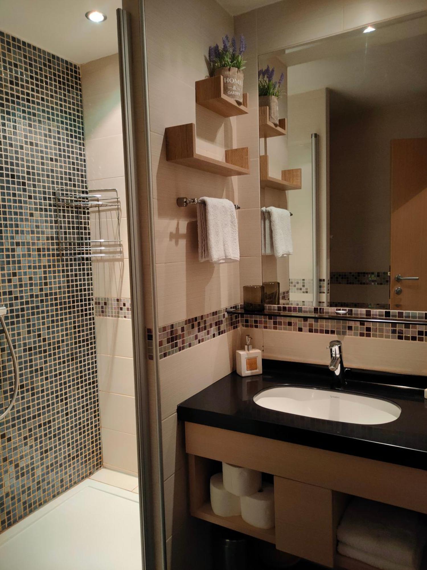Tim 135 Konaci-Angella Centar Apartment โคเปานิก ภายนอก รูปภาพ